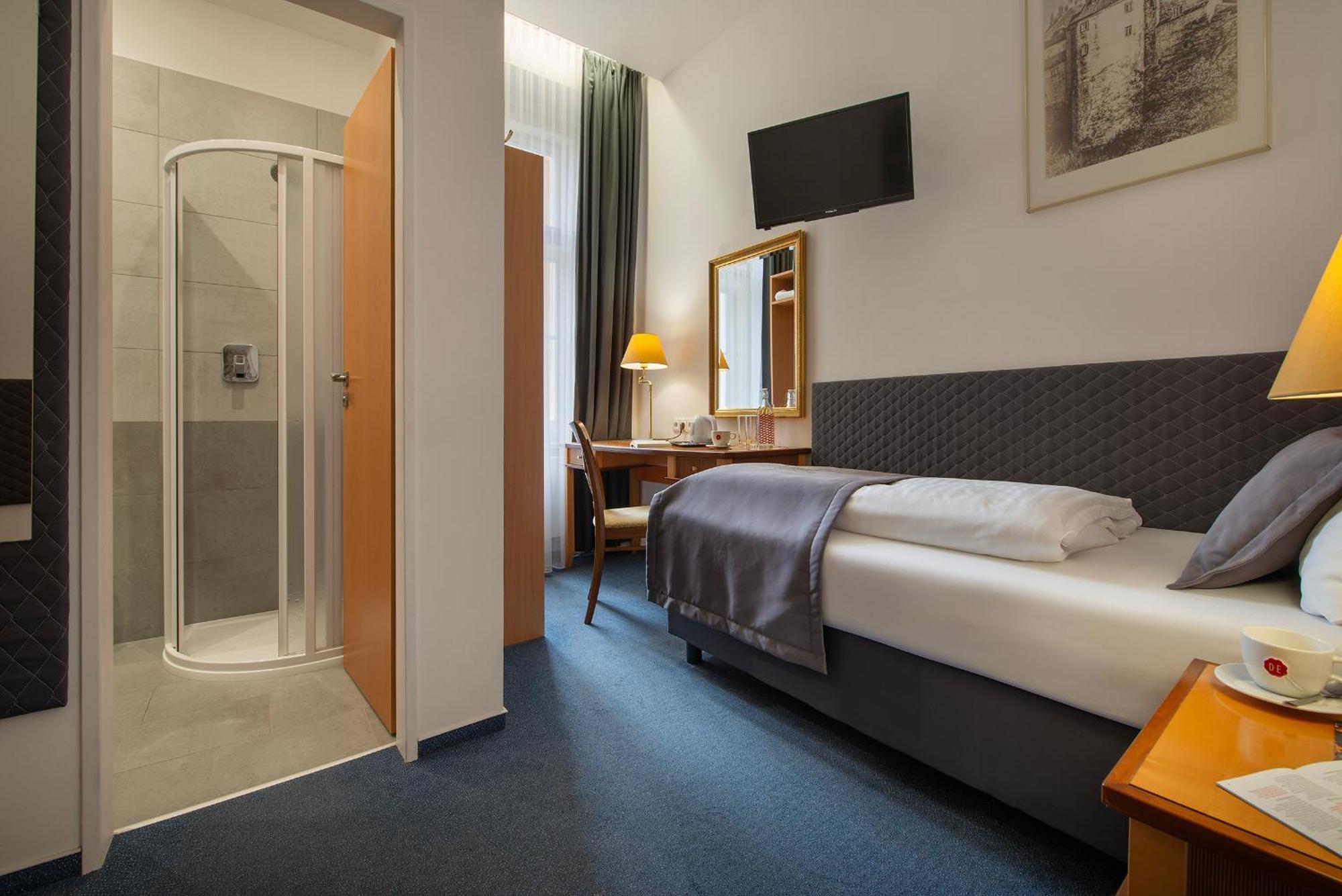 Prague Season Hotel Exterior foto