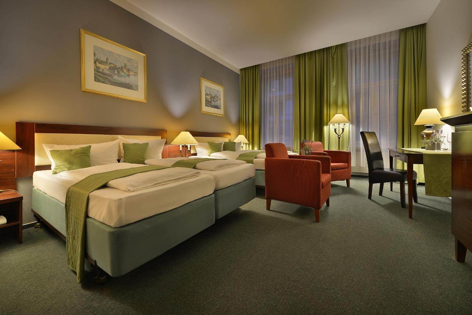 Prague Season Hotel Exterior foto